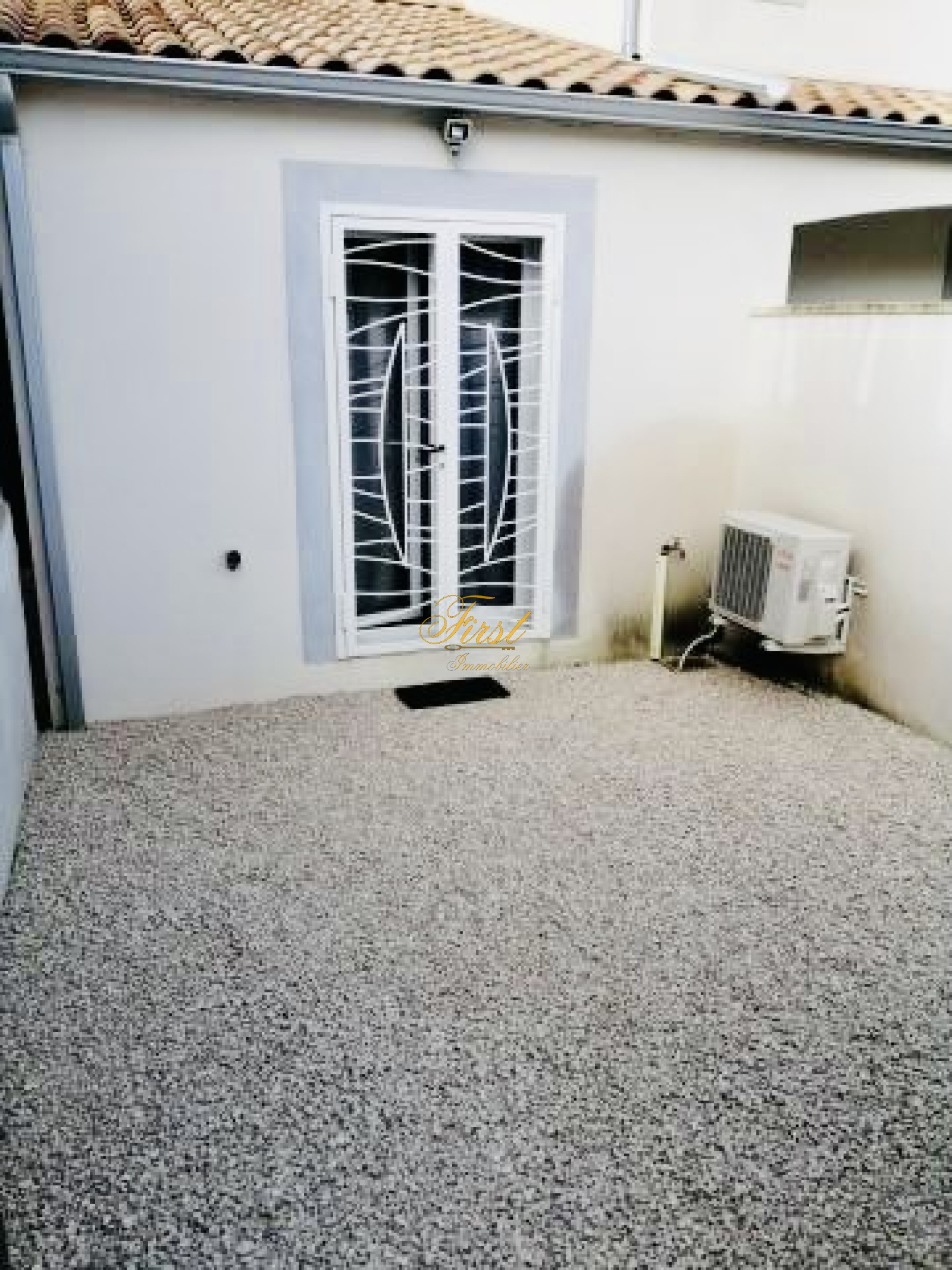 Image_2, Studio, Saint-Hilaire-de-Beauvoir, ref :nav2